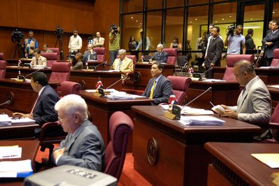 Senado otorga poderes a Danilo para solucionar conflicto Bahía De ... - CDN