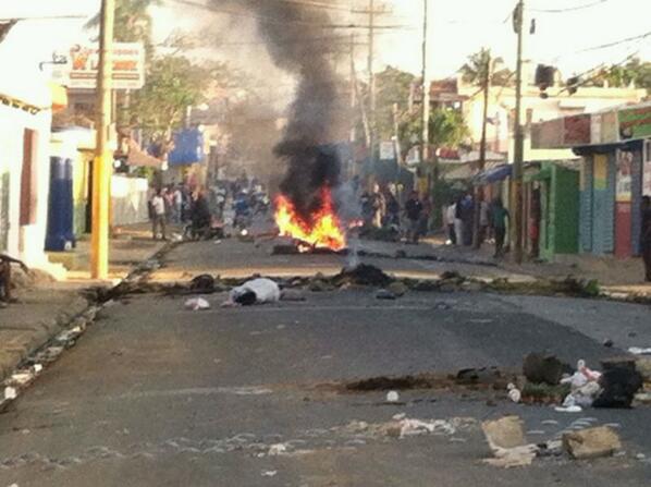 Levantan paro en provincia La Altagracia; protestas dejan 37 heridos - CDN