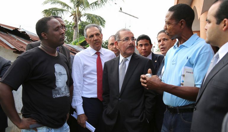 Danilo Medina realiza visita sorpresa en La Ciénaga - CDN