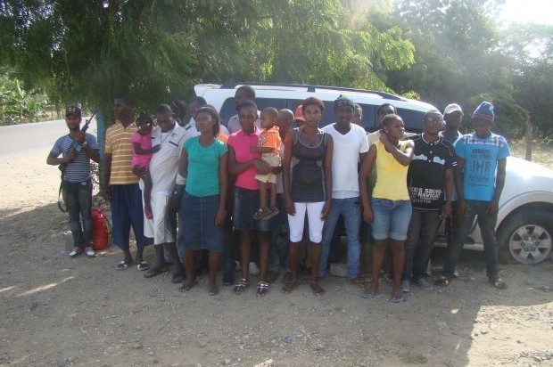 Residentes en Hatillo Palma quieren sacar haitiano acusado ... - CDN