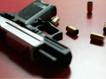 Universitarios de Texas podrán llevar armas a clases