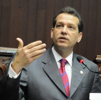 Ito Bisonó favorece se suspenda el “barrilito” durante campaña política