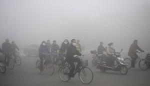 Al menos diez ciudades chinas emiten alerta roja por contaminación
