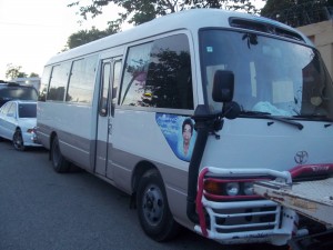 Autobús detenido donde viajaban los indocumentados