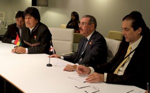 Danilo Medina se reúne con Evo Morales