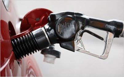 Precios de los combustibles bajan entre RD$1 y RD$4, a excepción del gas natural