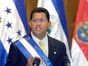 Sin ser procesado, muere expresidente salvadoreño Francisco Flores
