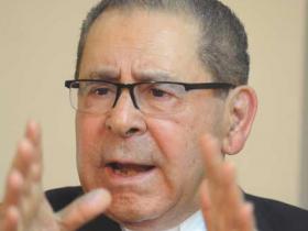 Agripino Núñez contacta a partidos para consensuar leyes electorales