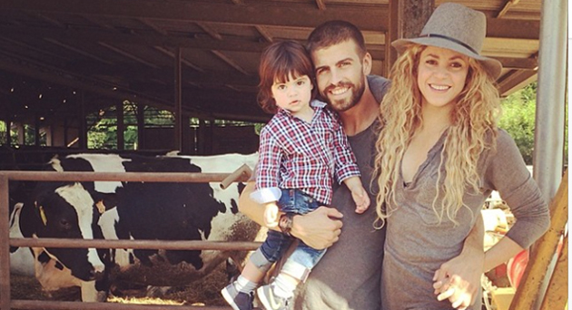 Gerard Piqué confirma embarazo de Shakira