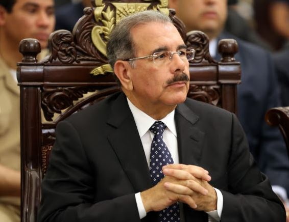 Danilo Medina encabezará actos este viernes por 50 aniversario de Revolución de Abril
