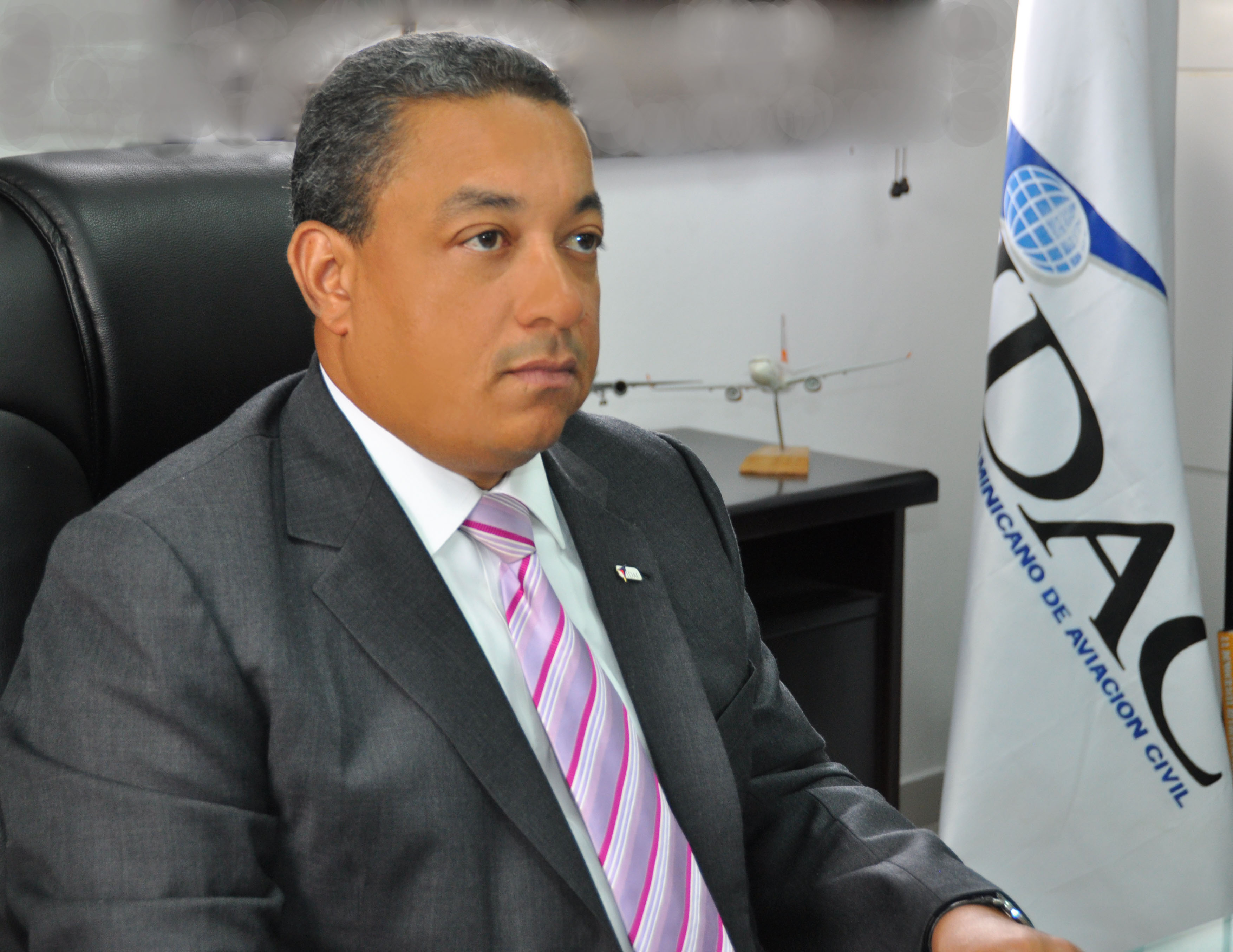 Director IDAC ratifica sanción a ex controladores aéreos