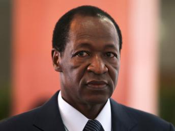 Burkina Faso: renuncia el presidente Campaore