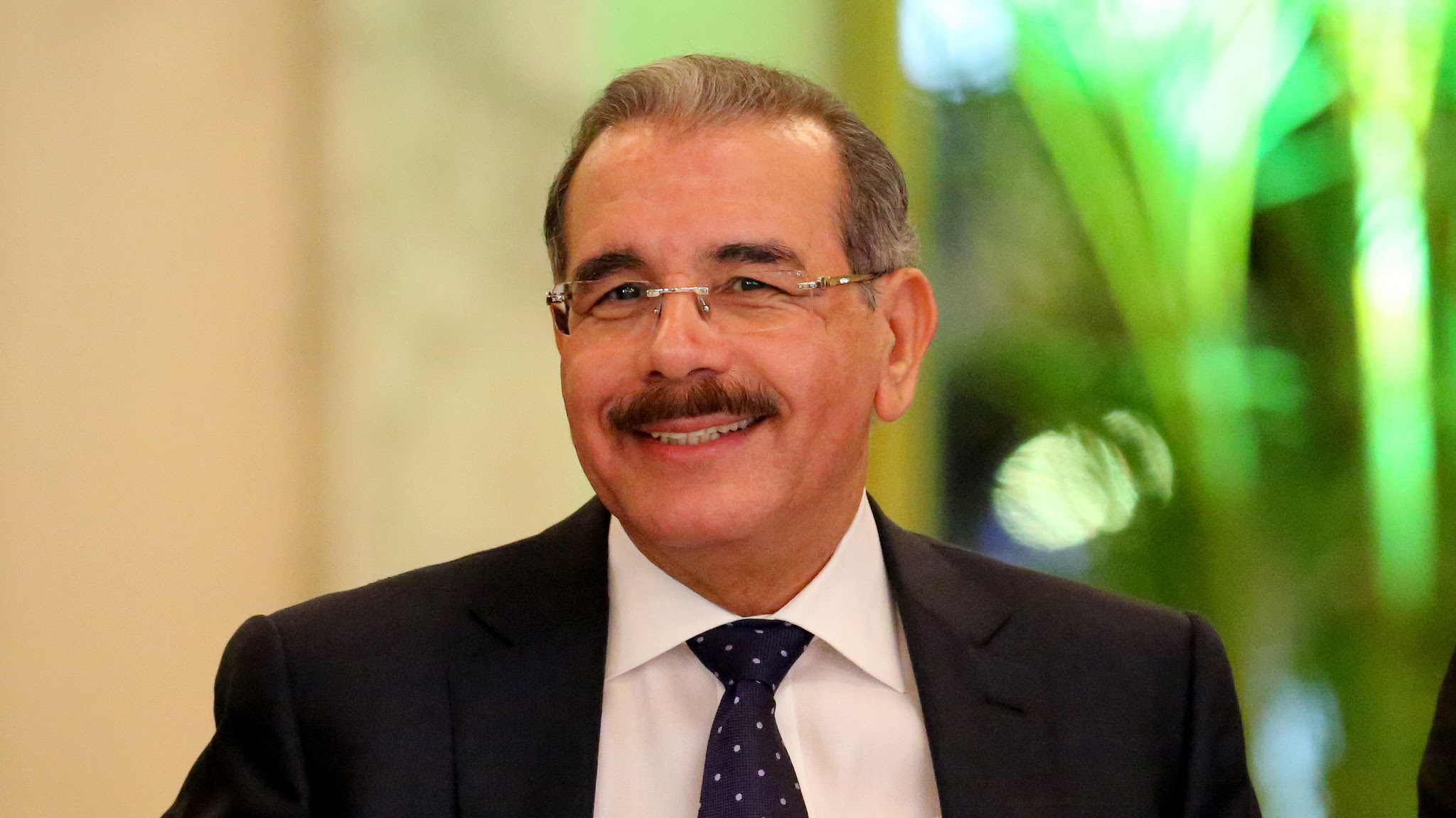 Presidente Medina sigue recibiendo felicitaciones por triunfo electoral
