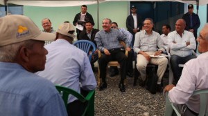 Danilo Medina aprueba financiamientos a ganaderos de Las Matas de Farfán