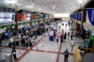 Aerodom informa que en aeropuertos se reanudan operaciones de casi todos los vuelos  