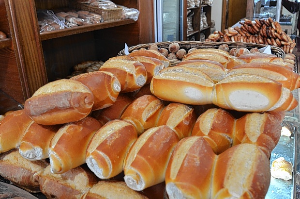 Organizaciones de consumidores llaman a un boicot contra alza precio del pan