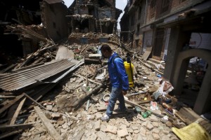 Cifra de muertos en Nepal superan los 6.800.