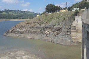 CORAASAN racionalizará el agua debido al bajo nivel en Presa Tavera