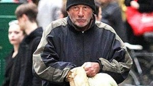 Richard Gere finge ser un vagabundo en las calles de Nueva York y no le reconoce nadie
