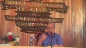 Frei Betto ofrece conferencia de prensa sobre la visita del Papa Francisco a Cuba en la Sala de Prensa ubicada en el Hotel Nacional. Foto: Jorge Legañoa