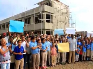 Protestan en La Chinola de Sánchez Ramírez para que terminen escuela