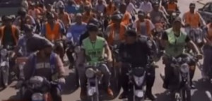 Motoconchistas de Santiago marchan contra muertes violentas de compañeros