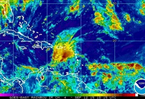 Onda Tropical sobre Puerto Rico está  desplazándose hacia RD