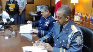Policía y DNCD firman acuerdo para intercambiar   informaciones  