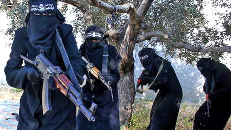 "Mujeres bomba" y mujeres combatientes, el eslabón más débil del extremismo religioso