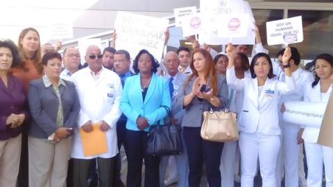 Médicos se van a paro en hospital Darío Contreras por inseguridad
