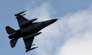 Aviones turcos interceptan caza ruso que violó espacio aéreo
