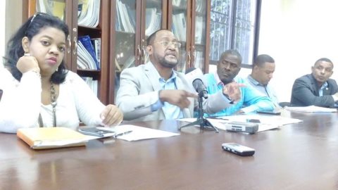 CNTD pide al gobierno no dejar en manos del empresariado plantas del sector eléctrico