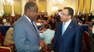 Cancilleres de RD y Haití se encuentran en foro para debatir temas migratorios 