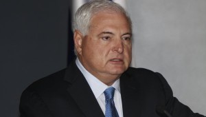 Juez declara en rebeldía a expresidente panameño Ricardo Martinelli 