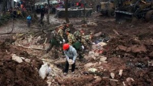 Al menos 21 muertos y 16 desaparecidos por alud en China