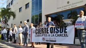 Poder Ciudadano pide sumarse a protestas contra la corrupción 