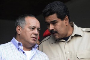 Pedirán investigar cuentas en Panamá de Cabello y de sobrino de Maduro  