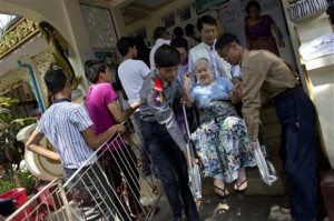 Mianmar vota en comicios históricos
