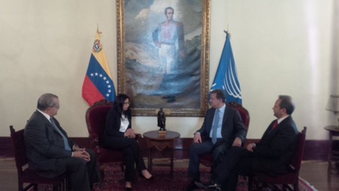 Canciller de Venezuela se reúne con Leonel Fernández