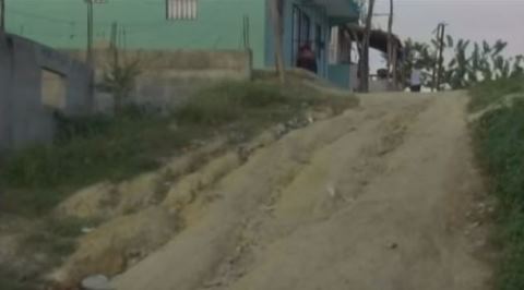 Moradores en Los Humildes de Pantoja piden asfaltado de calles