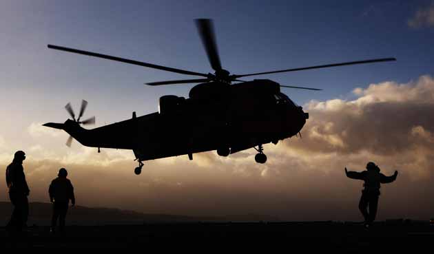 Narcos del cartel de Sinaloa atacan un helicóptero de la Armada de México