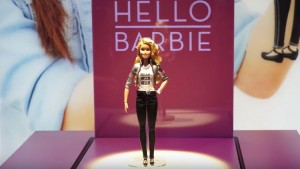 Padres en alerta: las nuevas muñecas Barbie espían a los niños