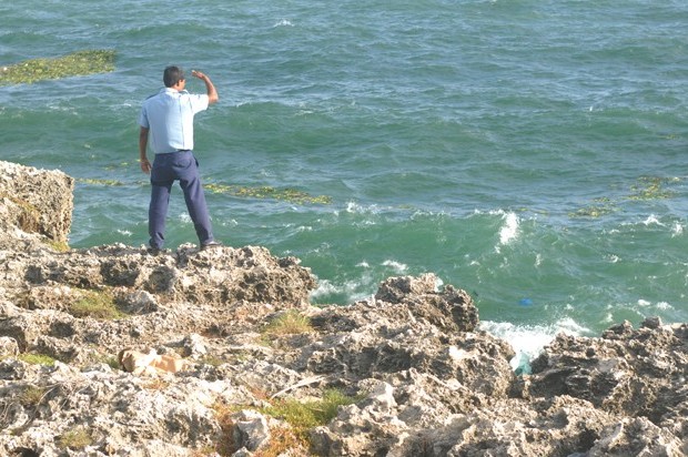 Suspenden búsqueda de joven cayó al mar Caribe mientras pescaba