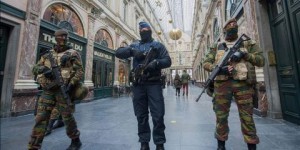 Dos sospechosos tras ataques en París son detenidos por policía belga
