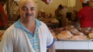 Carne de pollo se vende entre RD$68 y RD$70 la libra 