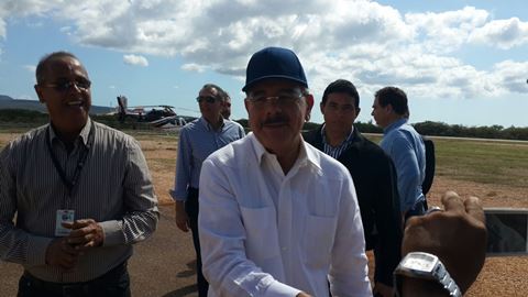 Presidente Medina realiza visitas sorpresa a Pedernales y Manzanillo