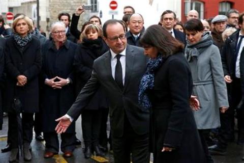 François Hollande, y la alcaldesa de París, Anne Hidalgo