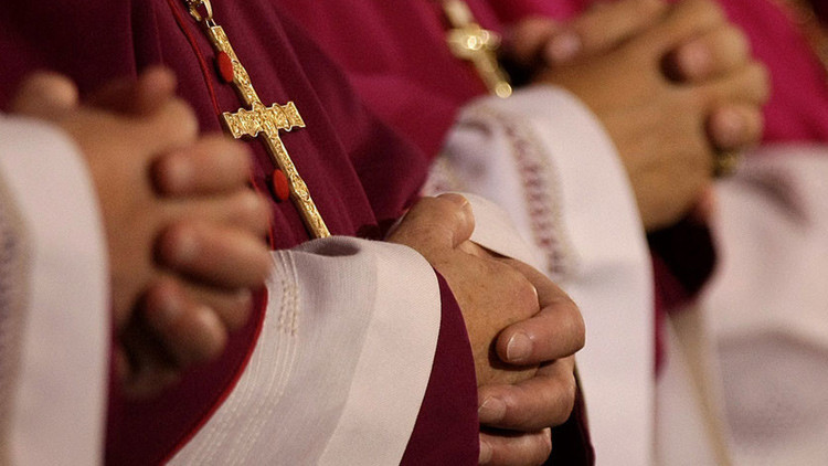 Abusos sexuales en colegios católicos: aceptan pagar pero no responsabilizarse