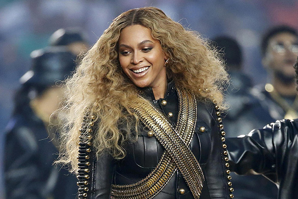 Beyoncé luego de presentarse en el mediotiempo del Super Bowl anuncia nueva gira mundial