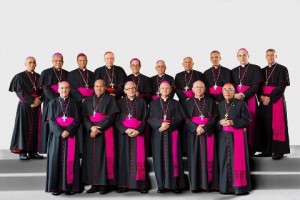 Obispos opuestos a “dinero sucio” en campaña y a “jueces corruptos”